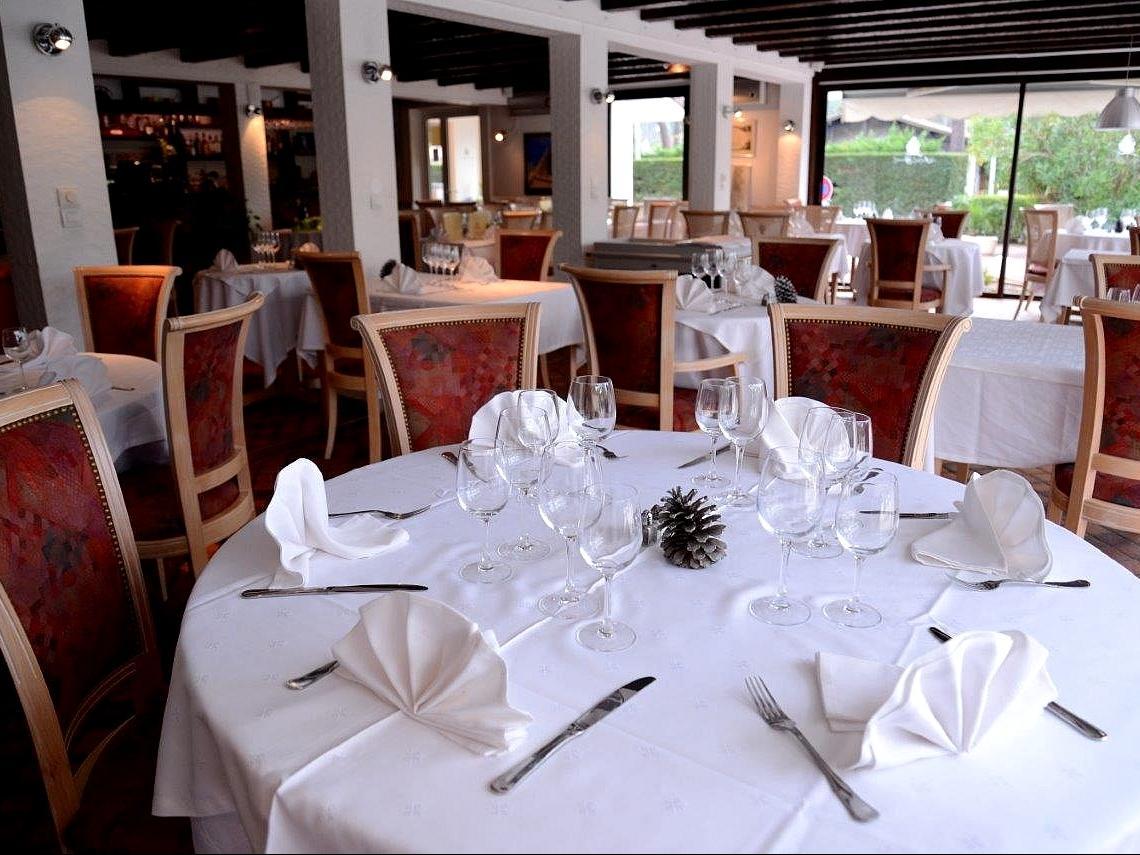 Hotel Restaurant La Forestiere Biscarrosse-Plage Buitenkant foto