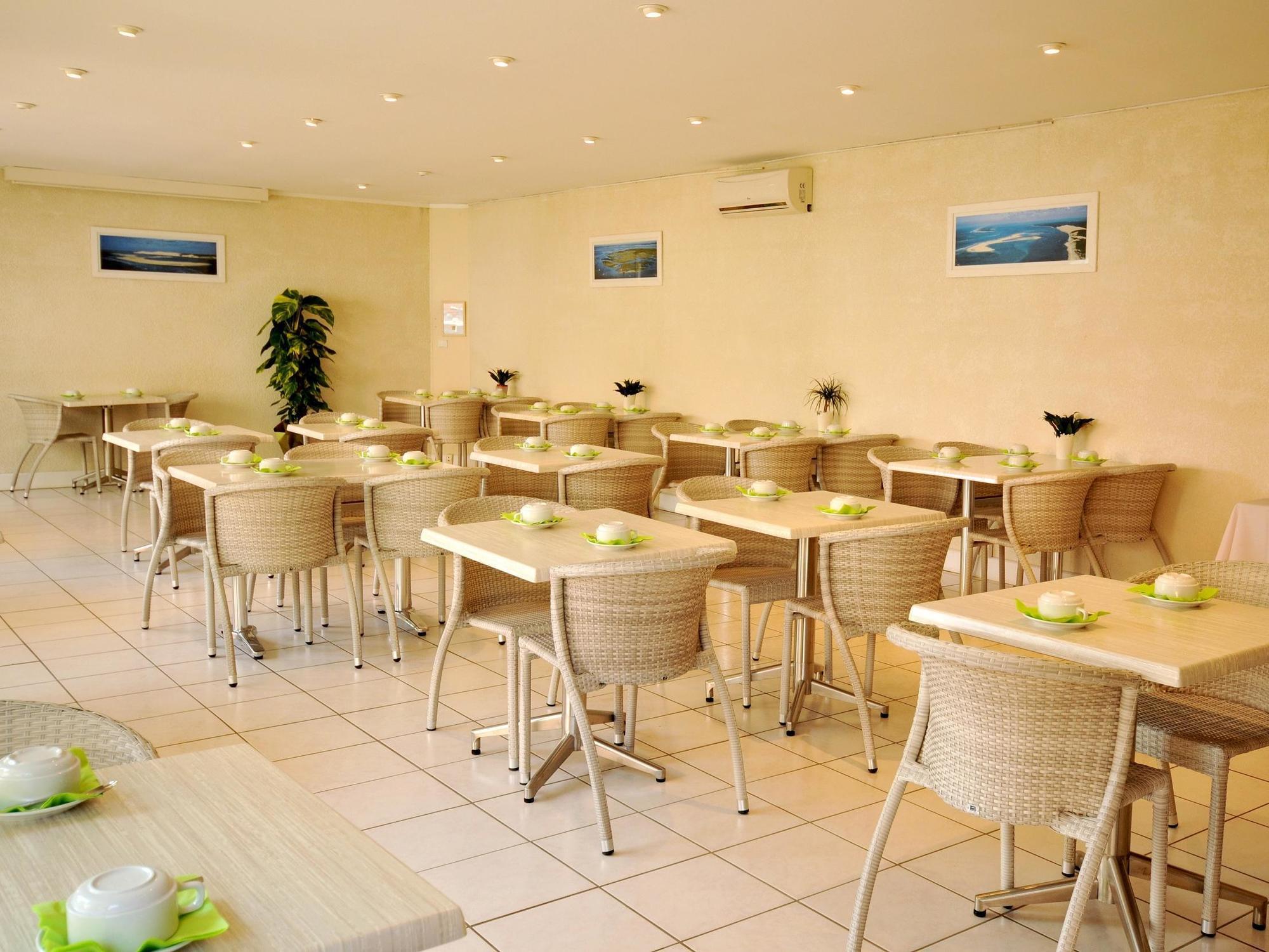 Hotel Restaurant La Forestiere Biscarrosse-Plage Buitenkant foto