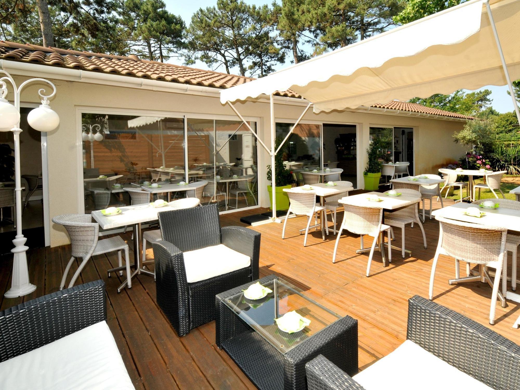 Hotel Restaurant La Forestiere Biscarrosse-Plage Buitenkant foto